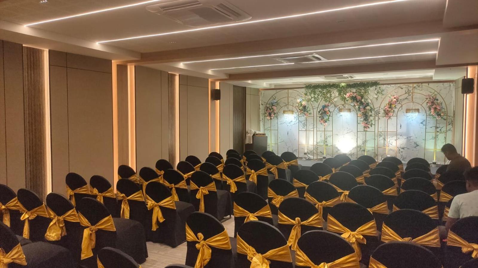 Hotel Abad Kochi Buitenkant foto