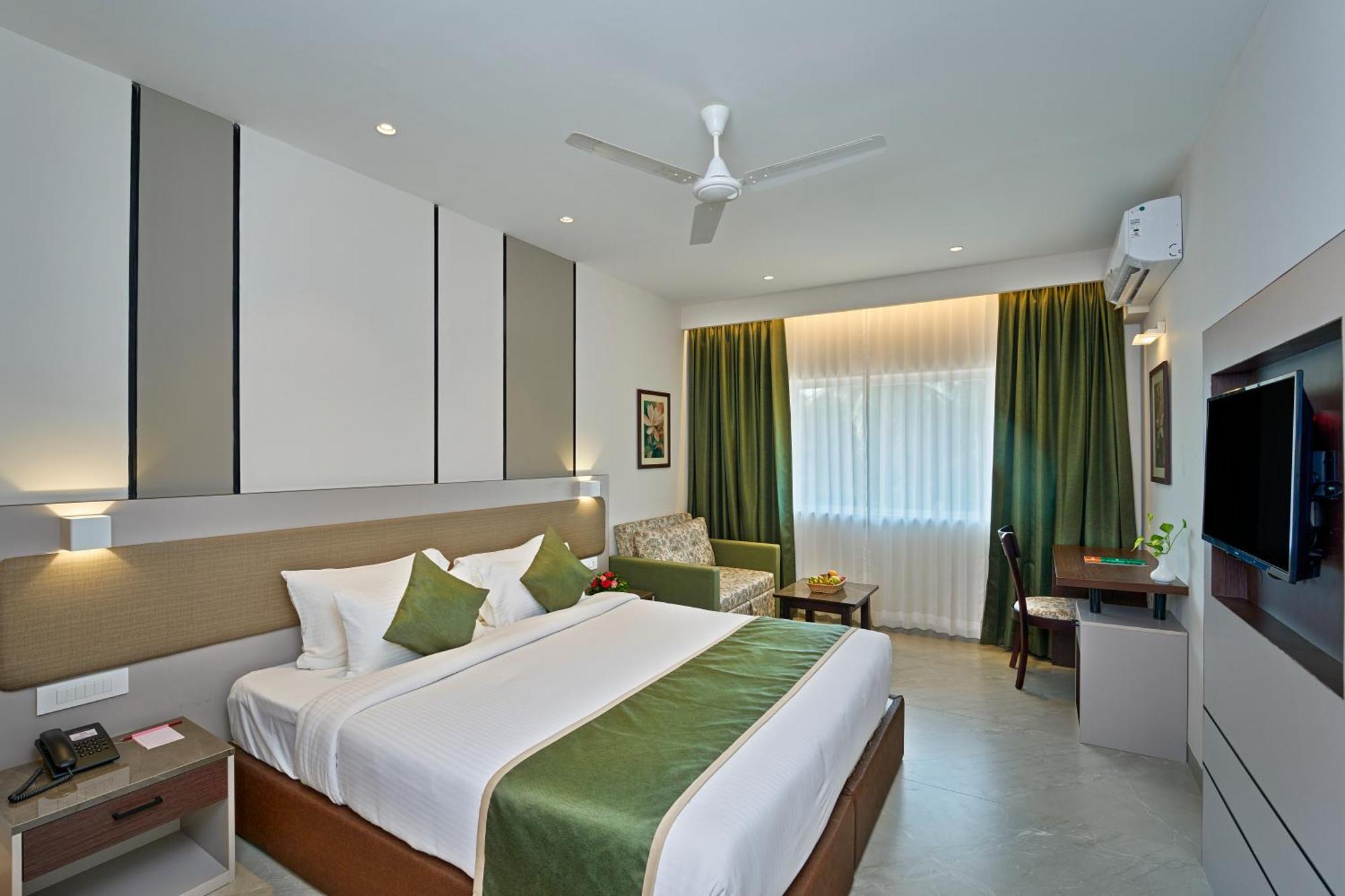 Hotel Abad Kochi Buitenkant foto