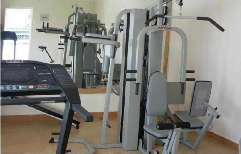 Hotel Abad Kochi Buitenkant foto